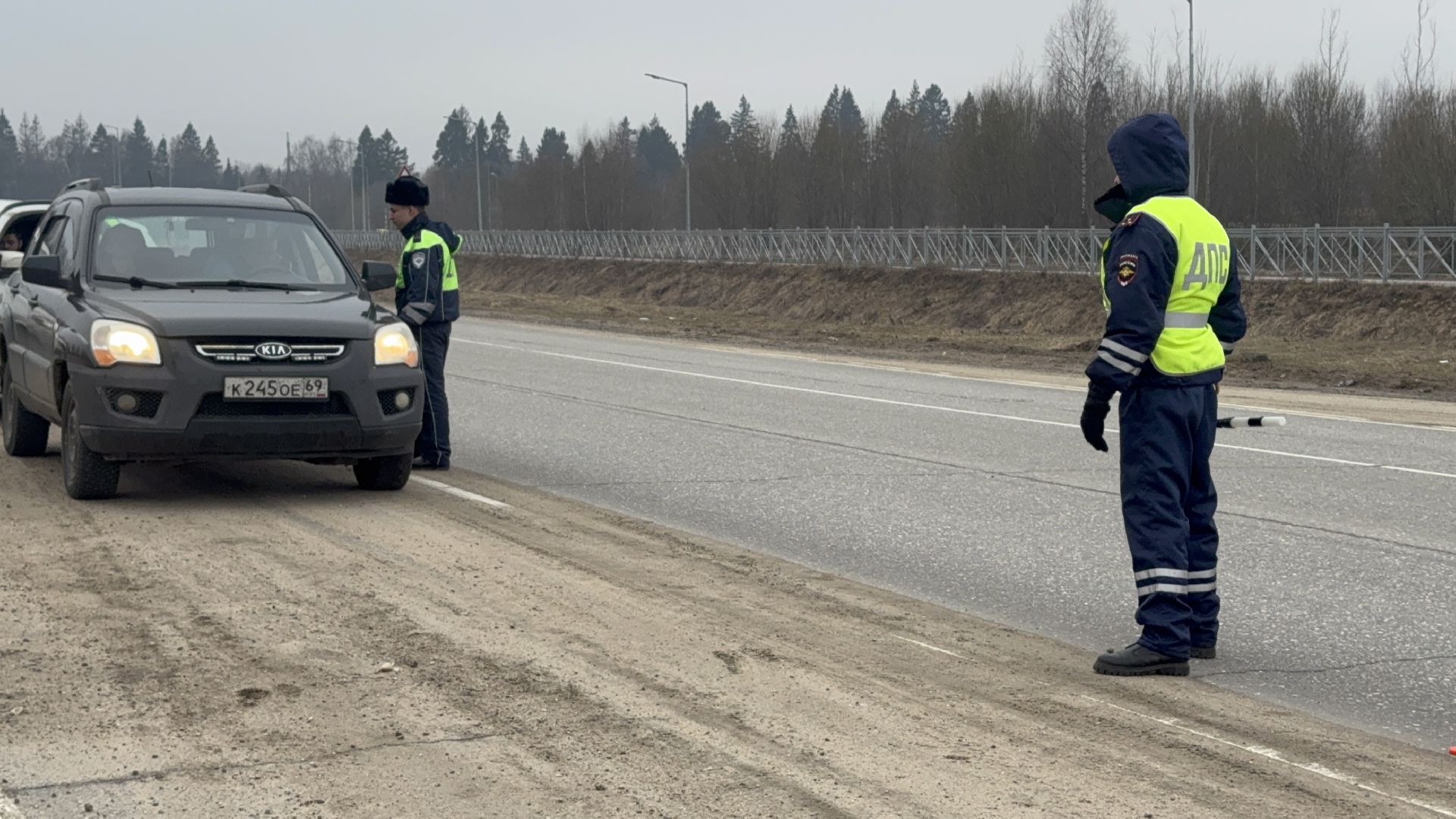 солнечногорск, госавтоинспекторы, водители, автомобиль, рейд детское кресло,