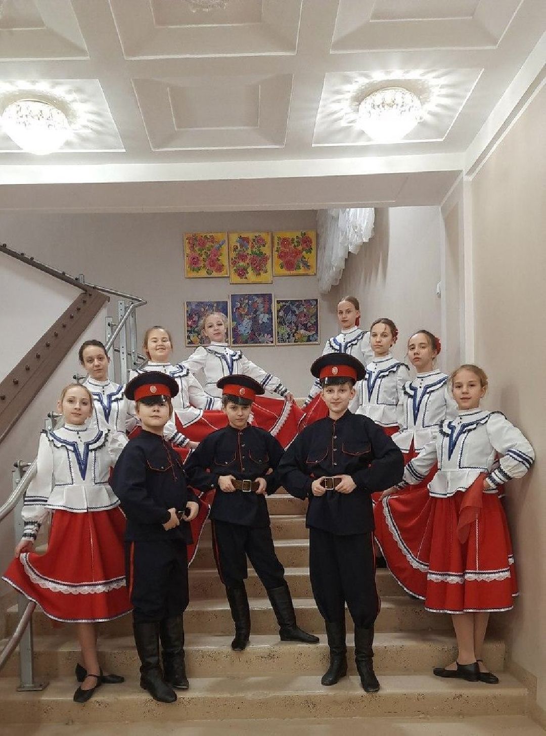 Коломна, общество