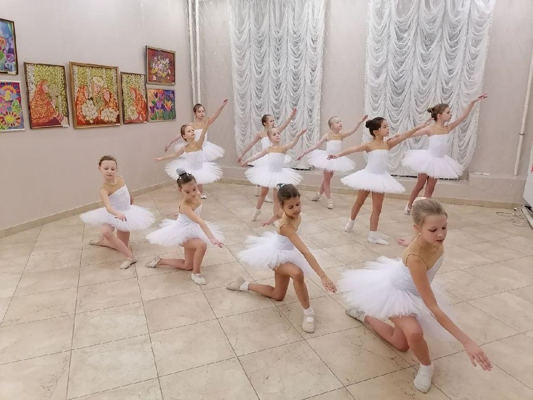 Коломна, общество