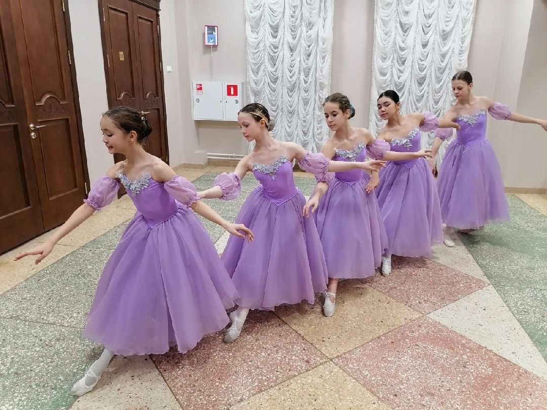 Коломна, общество