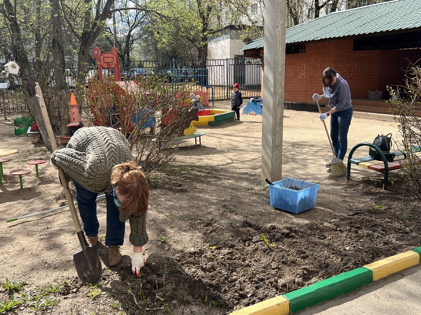 Химки, детский сад, Зоренька, субботник, благоустройство, уборка