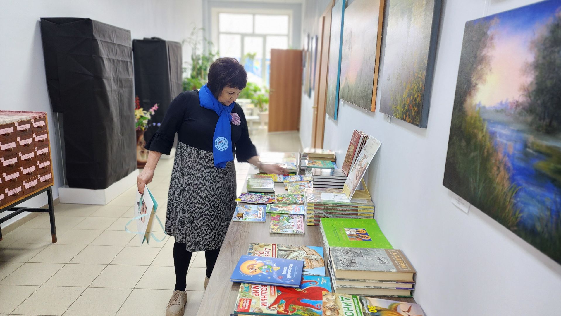 волоколамск, акция, благотворительность, книги детям донбасса,