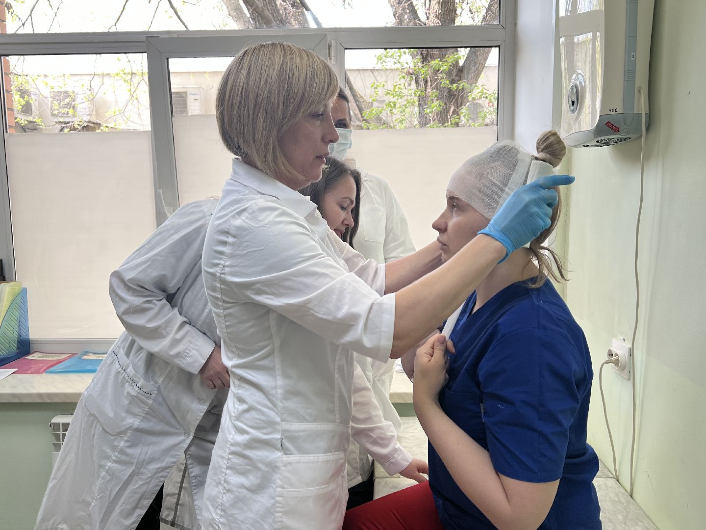 Химки, Химкинская областная больница, медицина, волонтеры, первая помощь, травмпункт