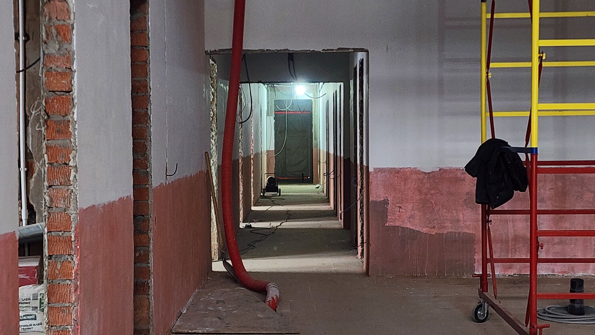 Строительство физкультурно-оздоровительного комплекса, Внутрення отделка ФОК, Утепление фасада эллинга,