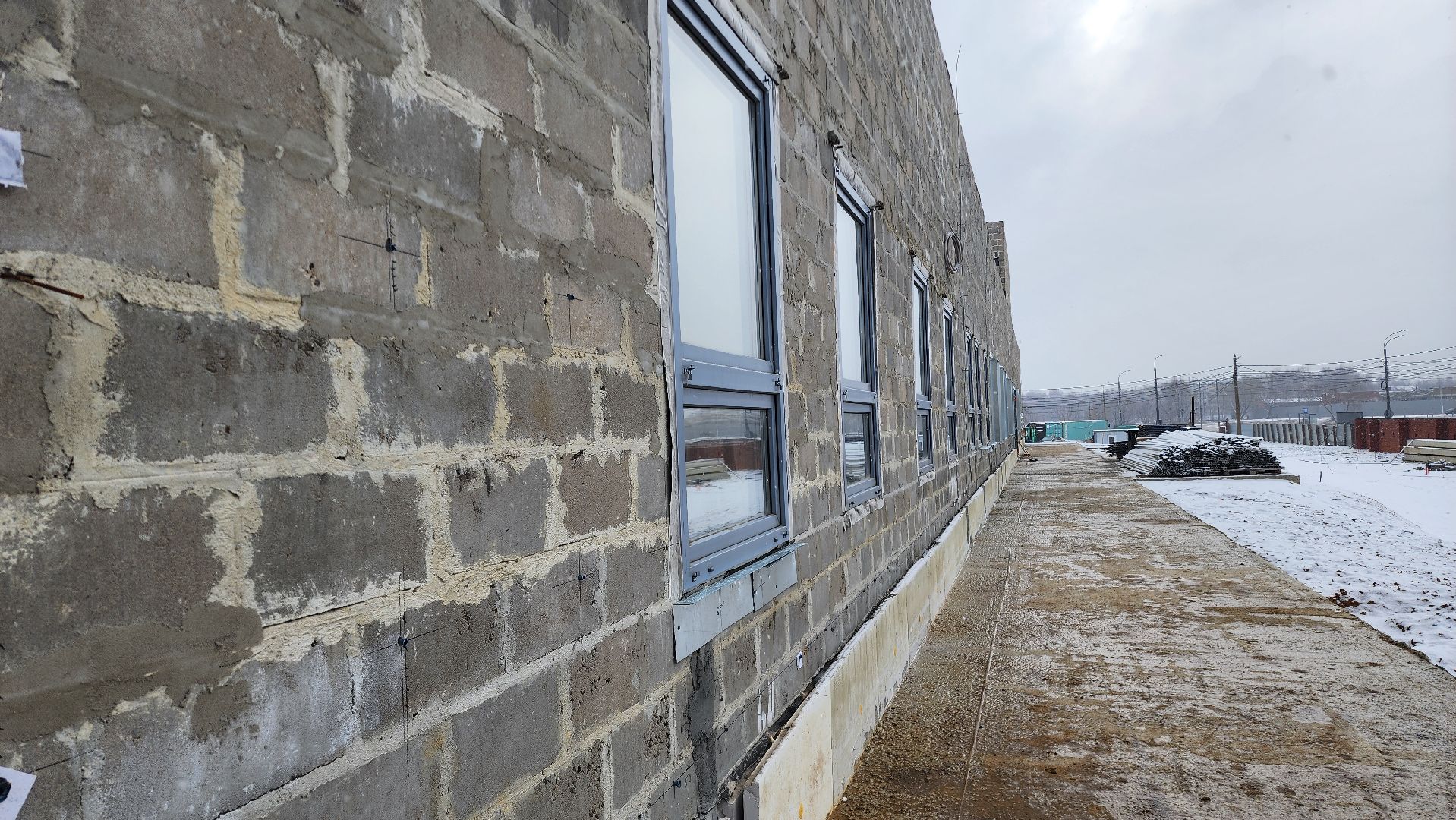 Строительство физкультурно-оздоровительного комплекса, Внутрення отделка ФОК, Утепление фасада эллинга,