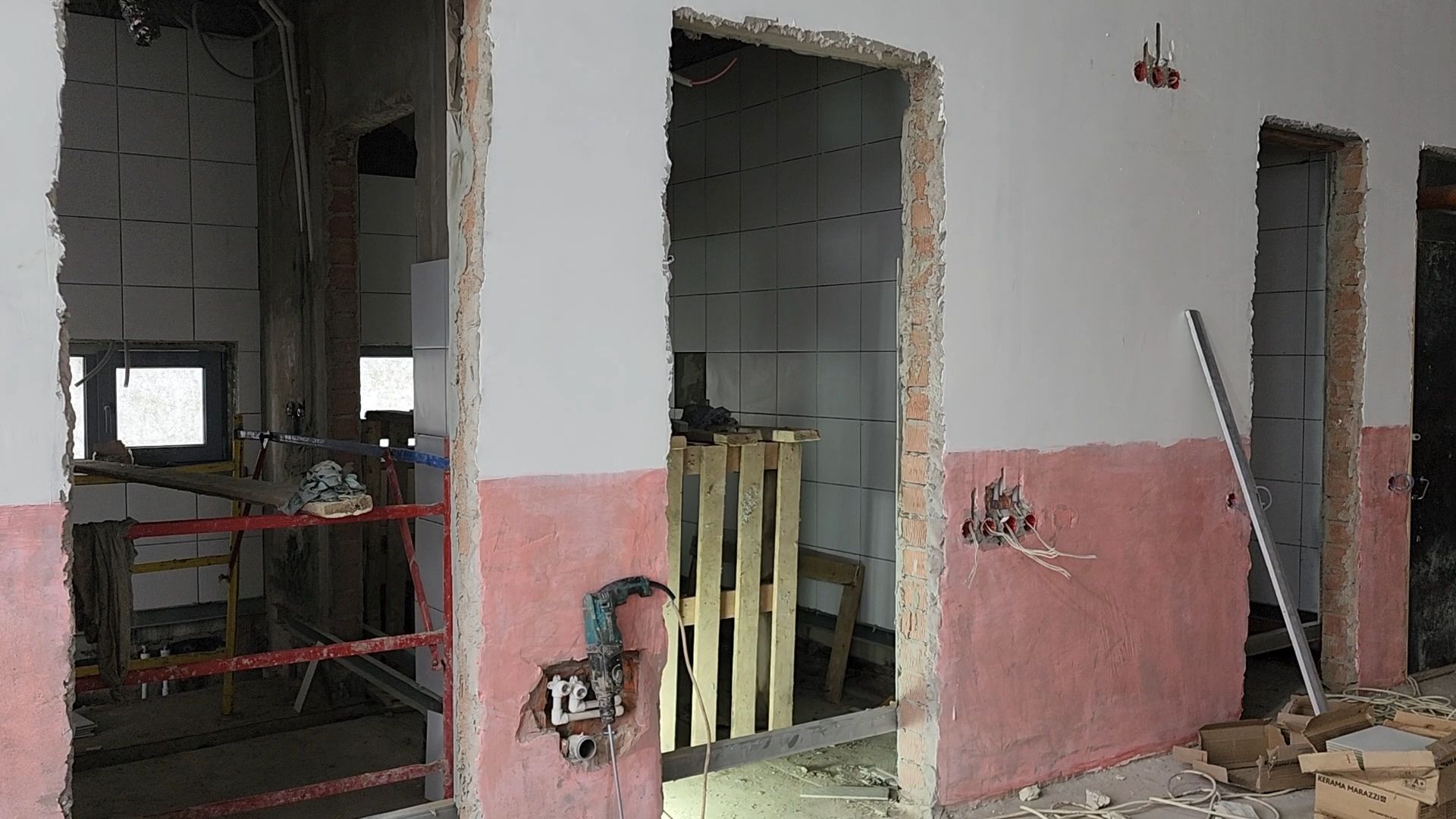 Строительство физкультурно-оздоровительного комплекса, Внутрення отделка ФОК, Утепление фасада эллинга,