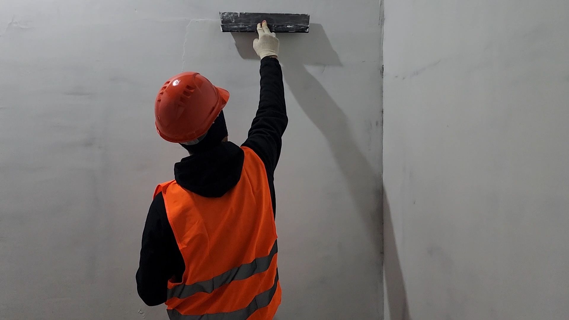 Строительство физкультурно-оздоровительного комплекса, Внутрення отделка ФОК, Утепление фасада эллинга,