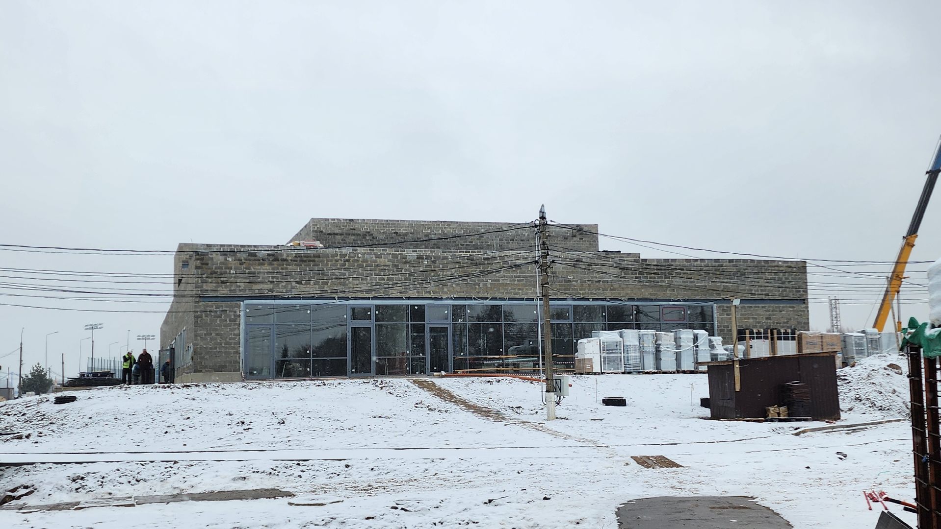 Строительство физкультурно-оздоровительного комплекса, Внутрення отделка ФОК, Утепление фасада эллинга,