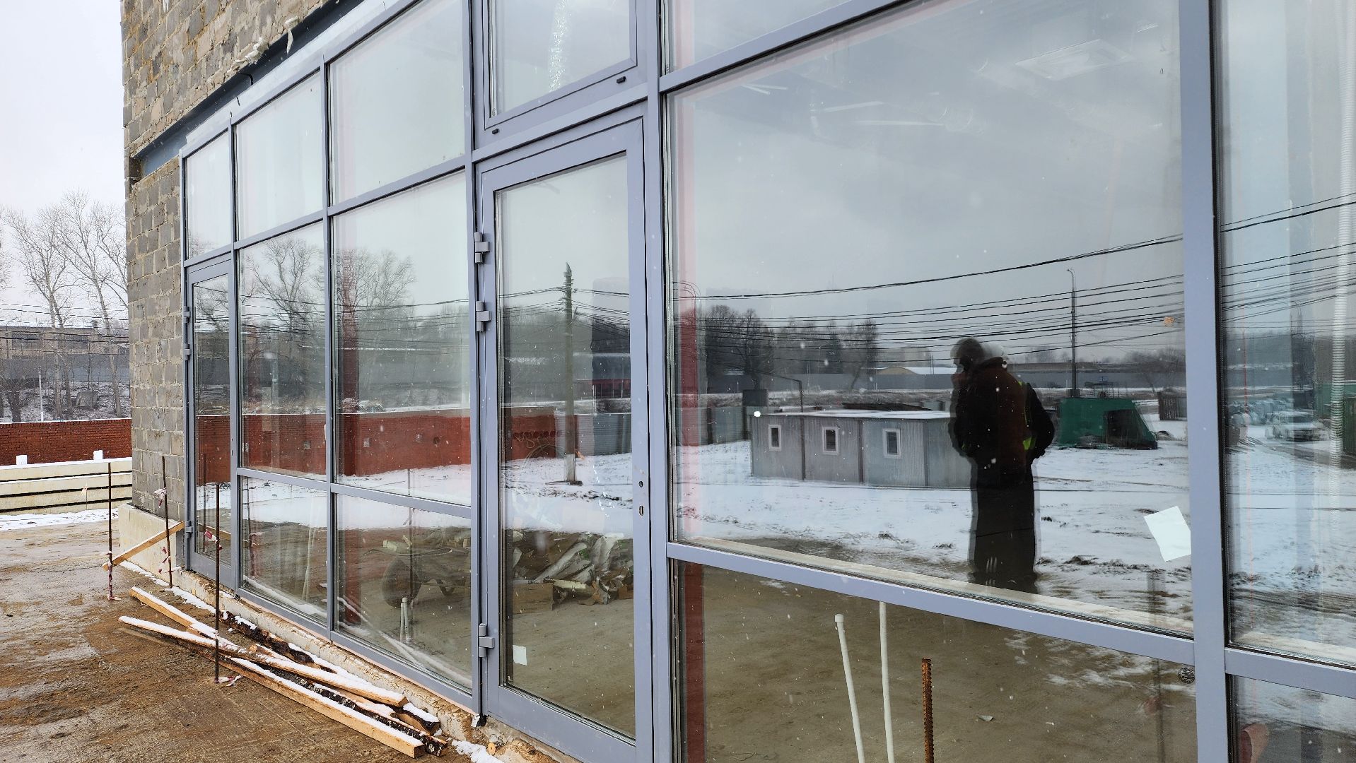 Строительство физкультурно-оздоровительного комплекса, Внутрення отделка ФОК, Утепление фасада эллинга,