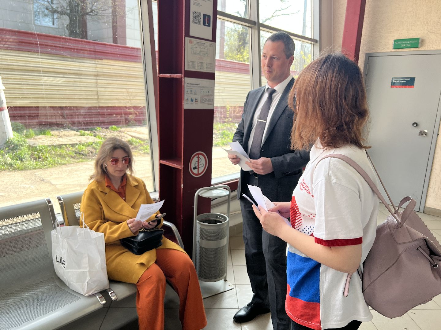 Химки, станция Химки, волонтеры, транспорт, железная дорога, безопасность