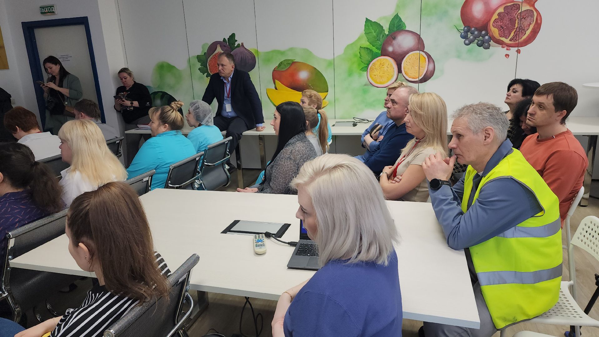 серпухов, депутат гд, завод фруктовых наполнителей, улица фестивальная, экономика,