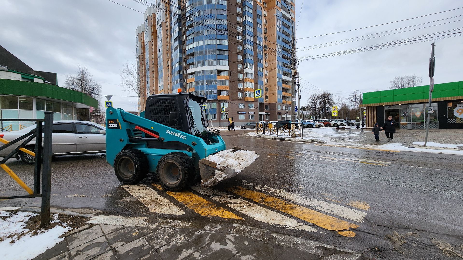 солнечногорск, уборка снега, улица дзержинского, снегопад,