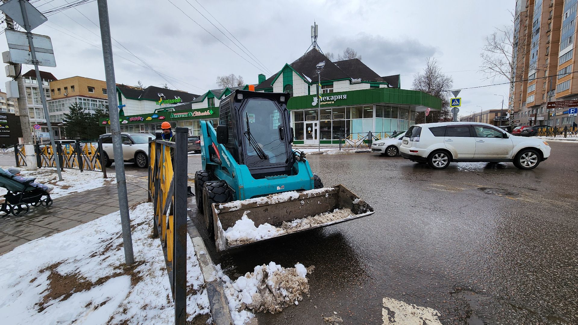 солнечногорск, уборка снега, улица дзержинского, снегопад,