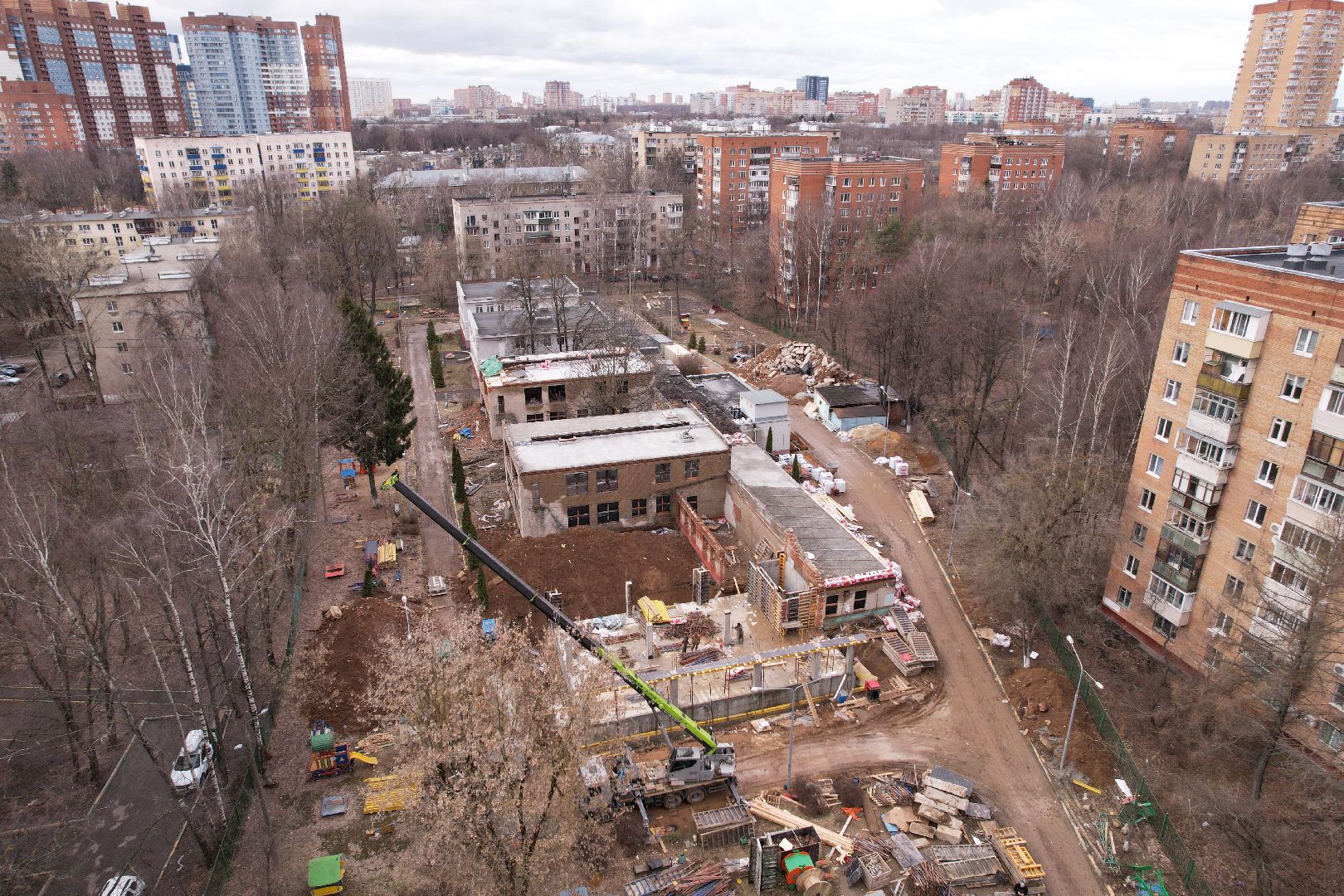 видео с коптера, химки, капремонт детского сада, лицей 7 детский сад,