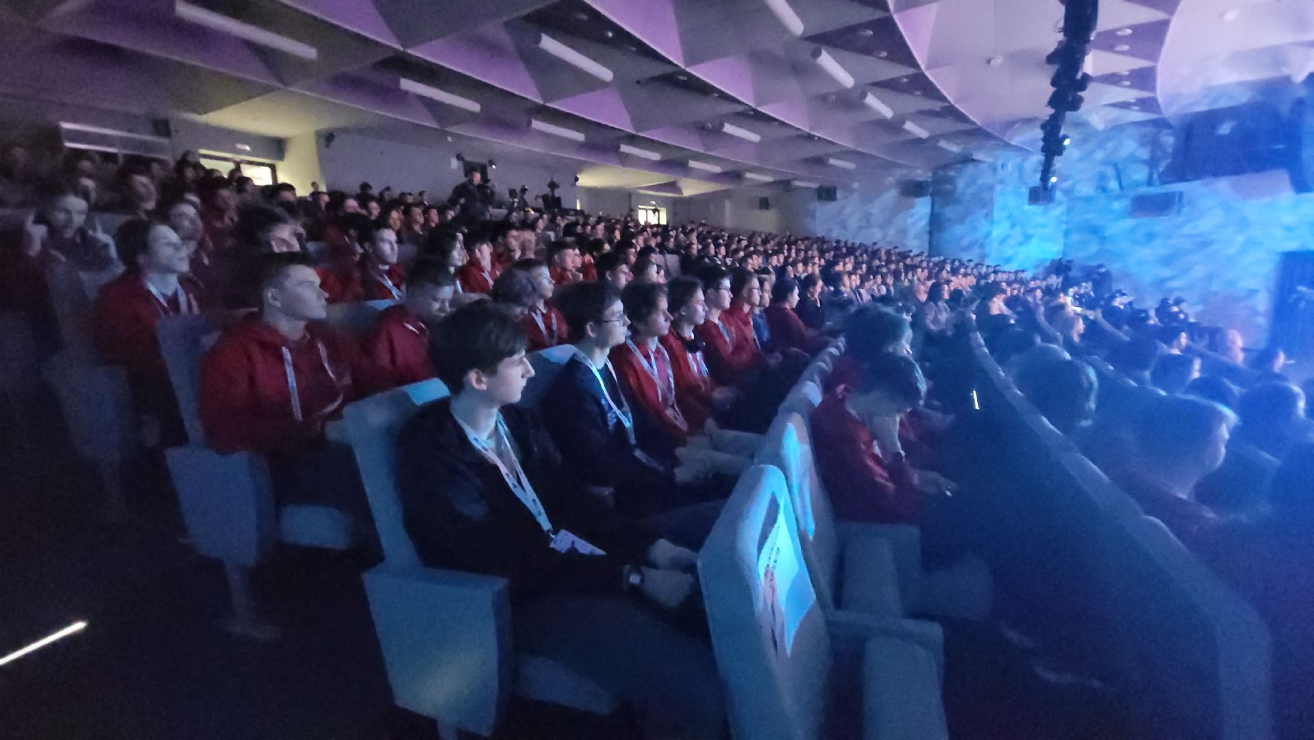 долгопрудный, физтех лицей, технопарк физтех-лицея, СУНЦ МГУ, светодиодное шоу, всероссийская олимпиада школьников,