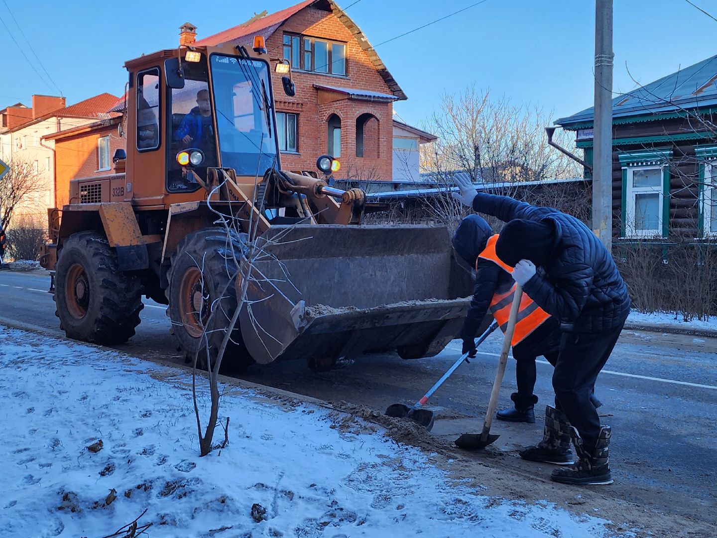 серпухов, улица кожевенная, комбинат благоустройства, месячник благоустройства, вертикалки,