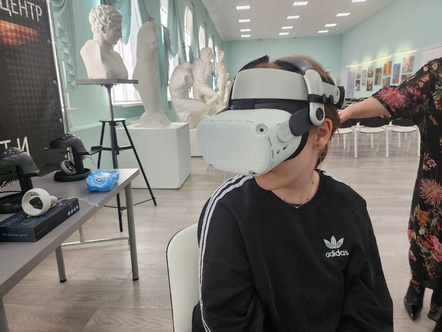 Зарайск, Погружение в Коломну, Выставка в ДШИ имени Голубкиной, vr-погружение в коломну,