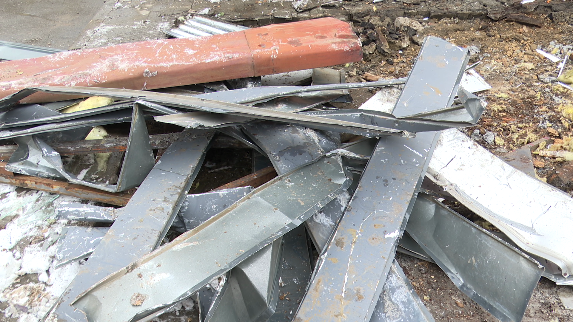 реутов, снос незаконный строений, торговые объекты, снос киоска,