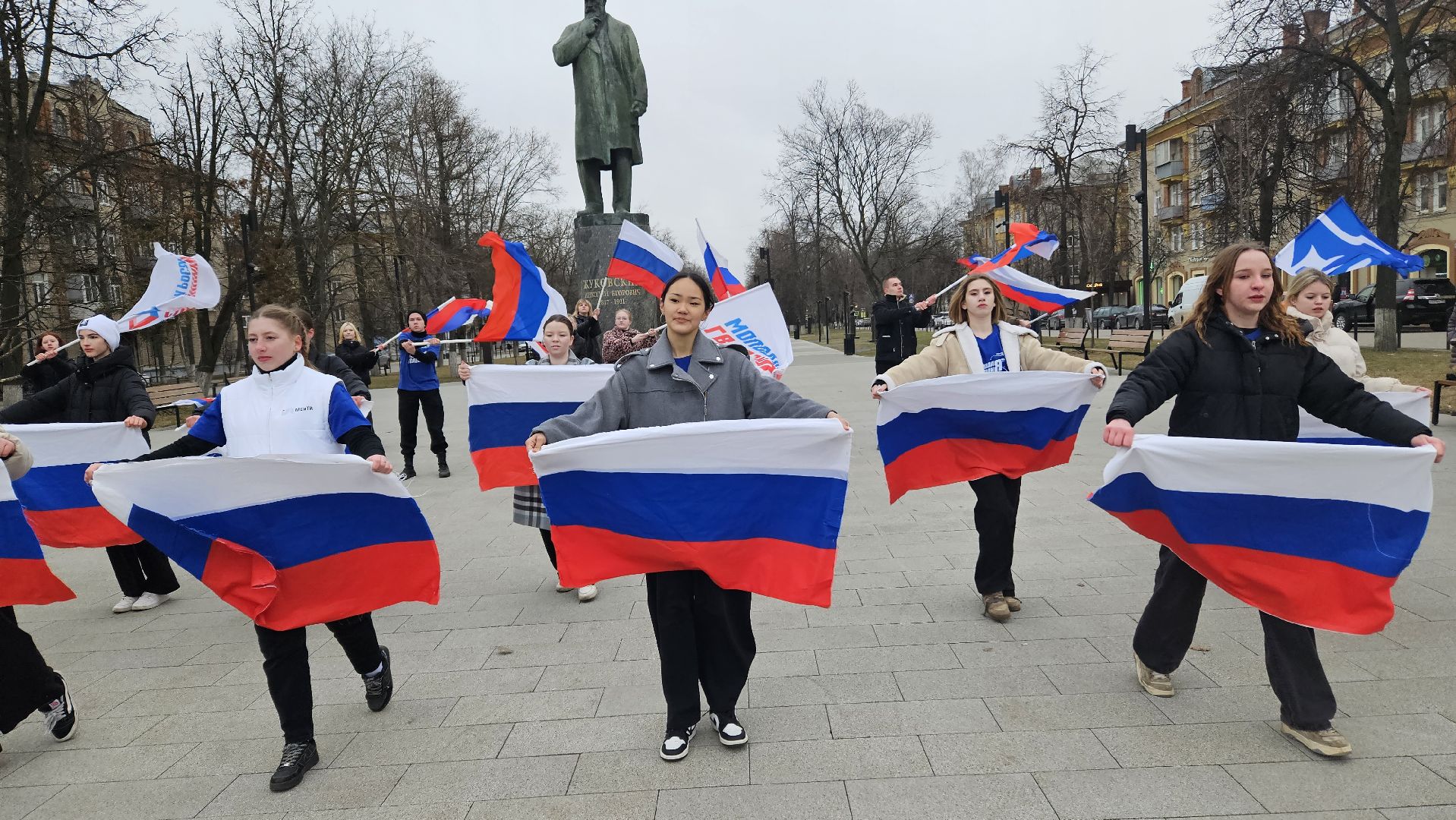 флешмоб, крым, жуковский,