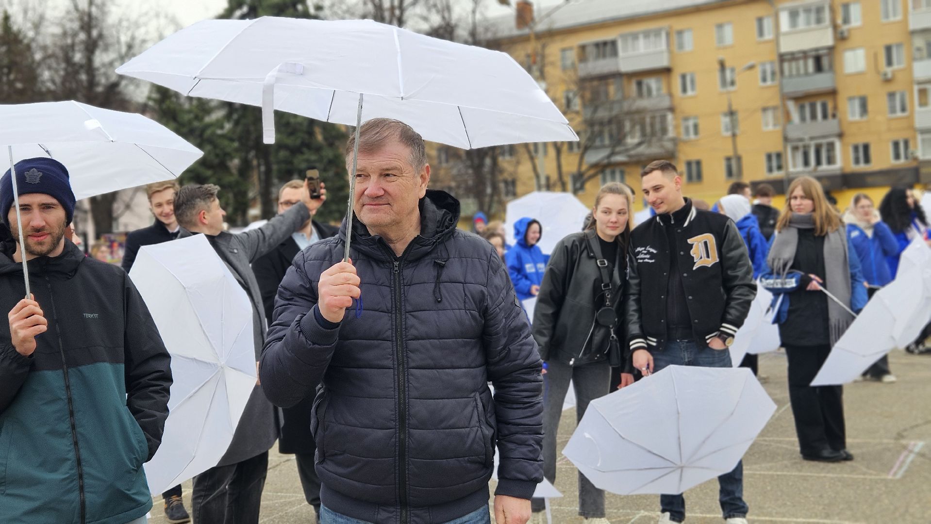 флешмоб, крым, жуковский,