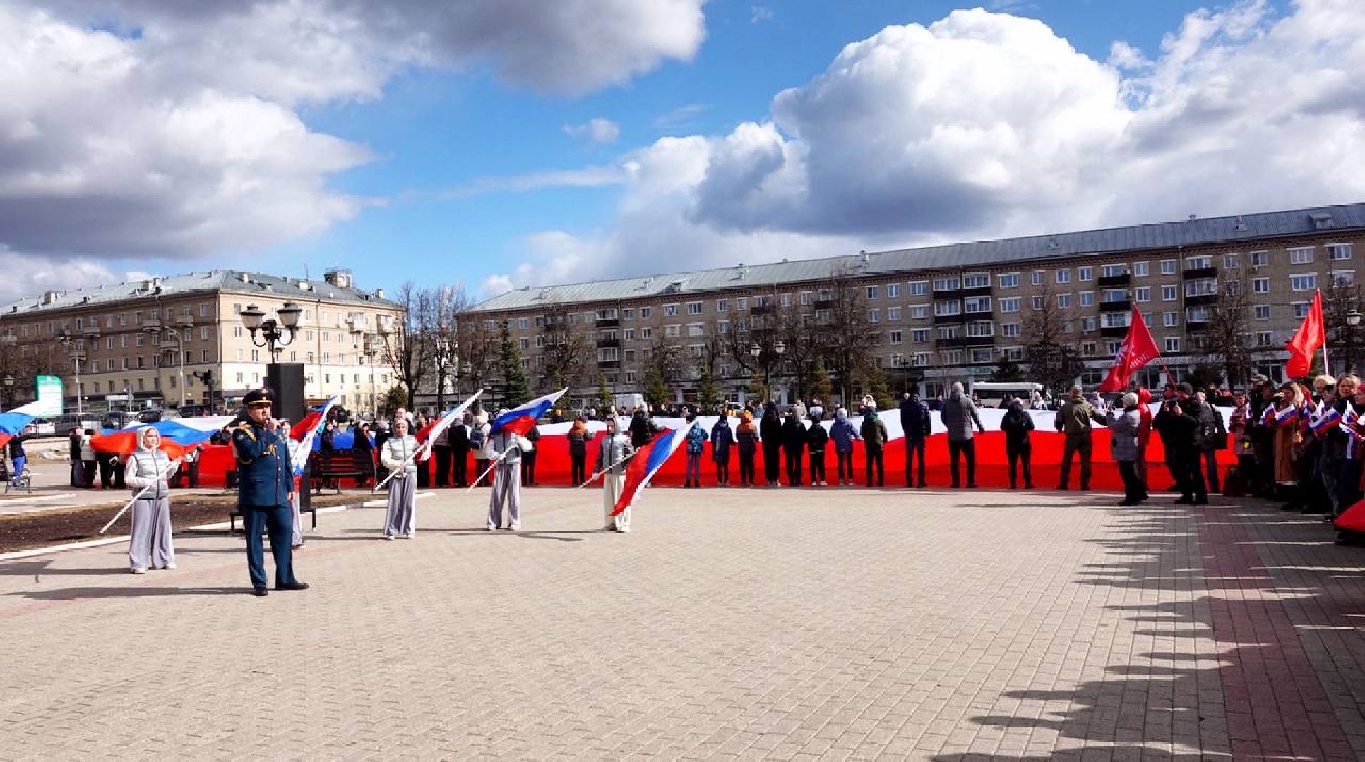 крымская весна, сергиев посад, флешмоб, патриотизм, сергиево-посадский городской округ, триколор,
