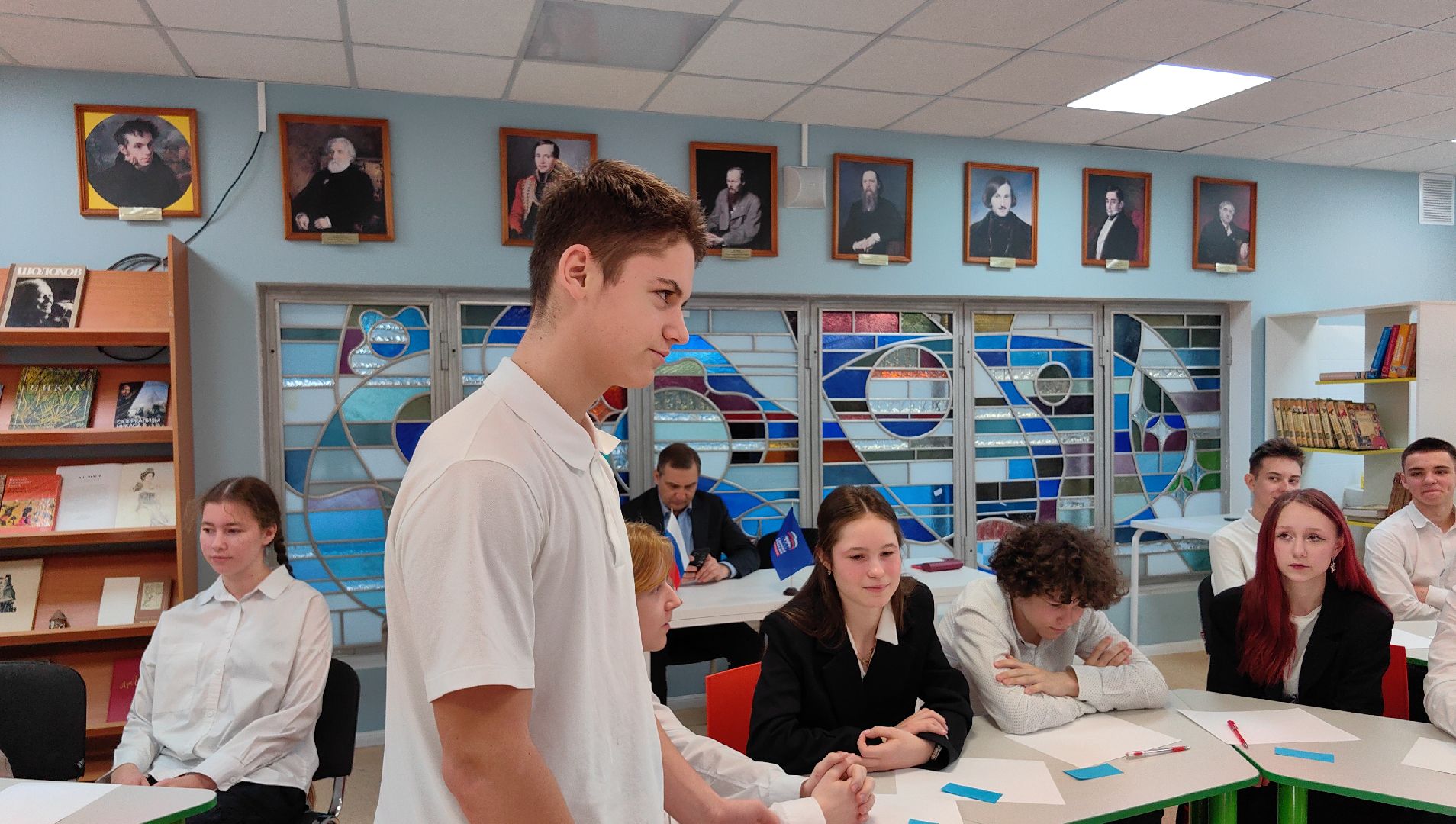 круглый стол, крым и россия, воссоединение, школа, учащиеся, история,