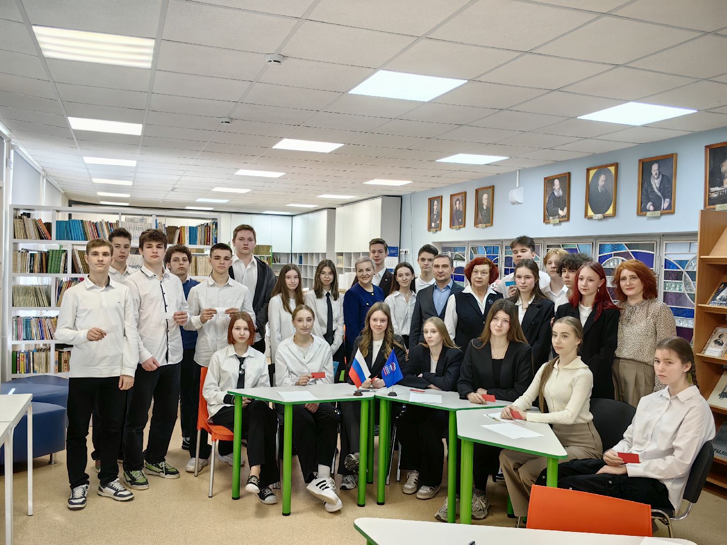 круглый стол, крым и россия, воссоединение, школа, учащиеся, история,