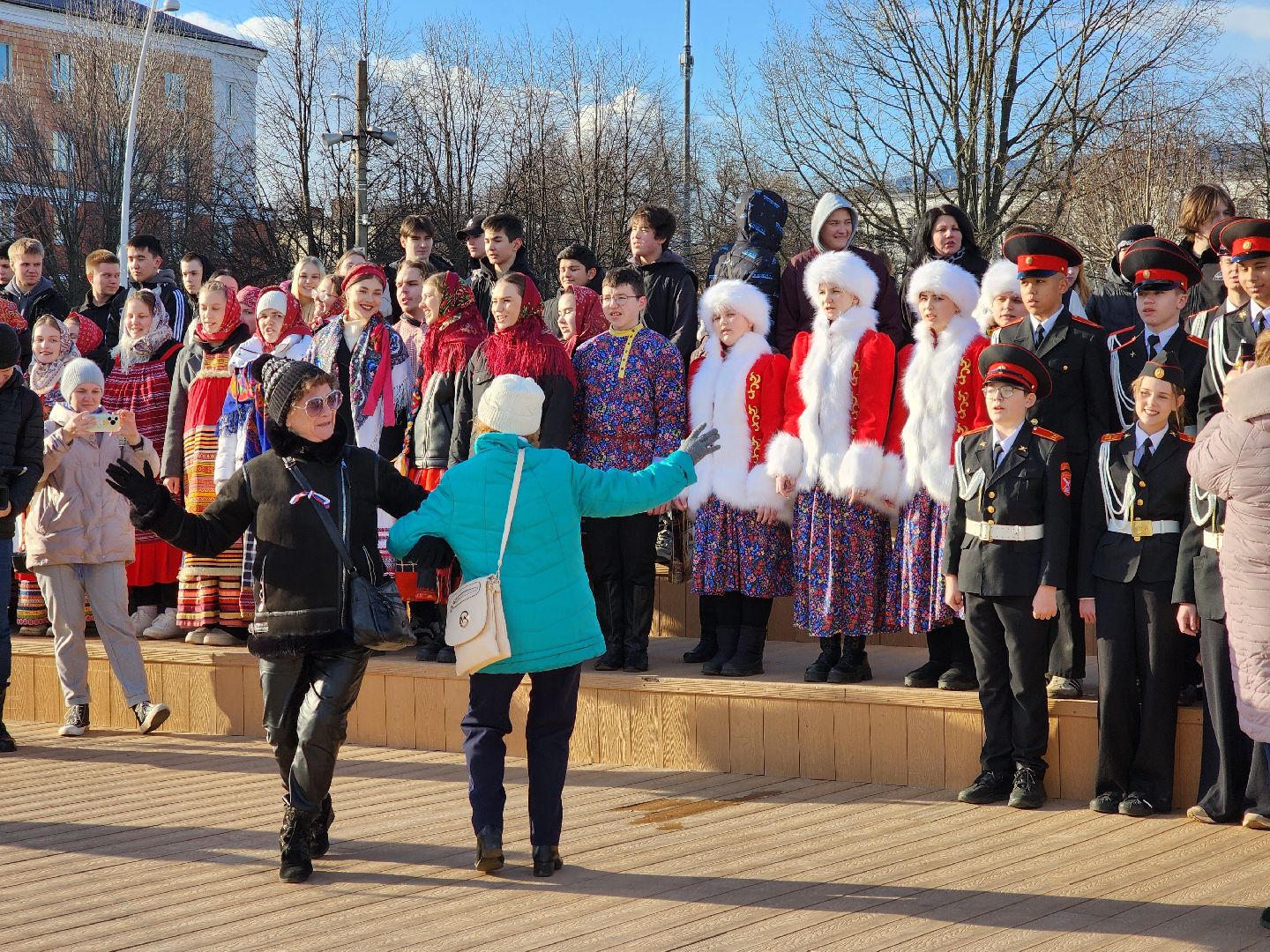 Электросталь, общество, жители, флешмоб, крым,
