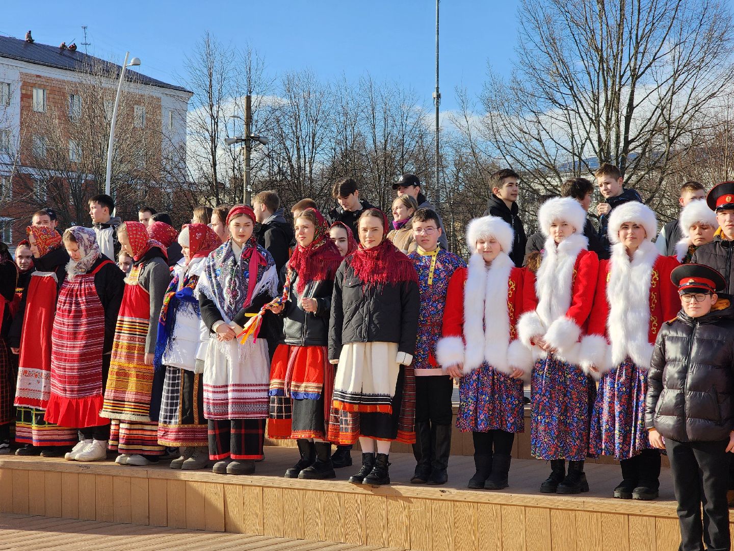 Электросталь, общество, жители, флешмоб, крым,