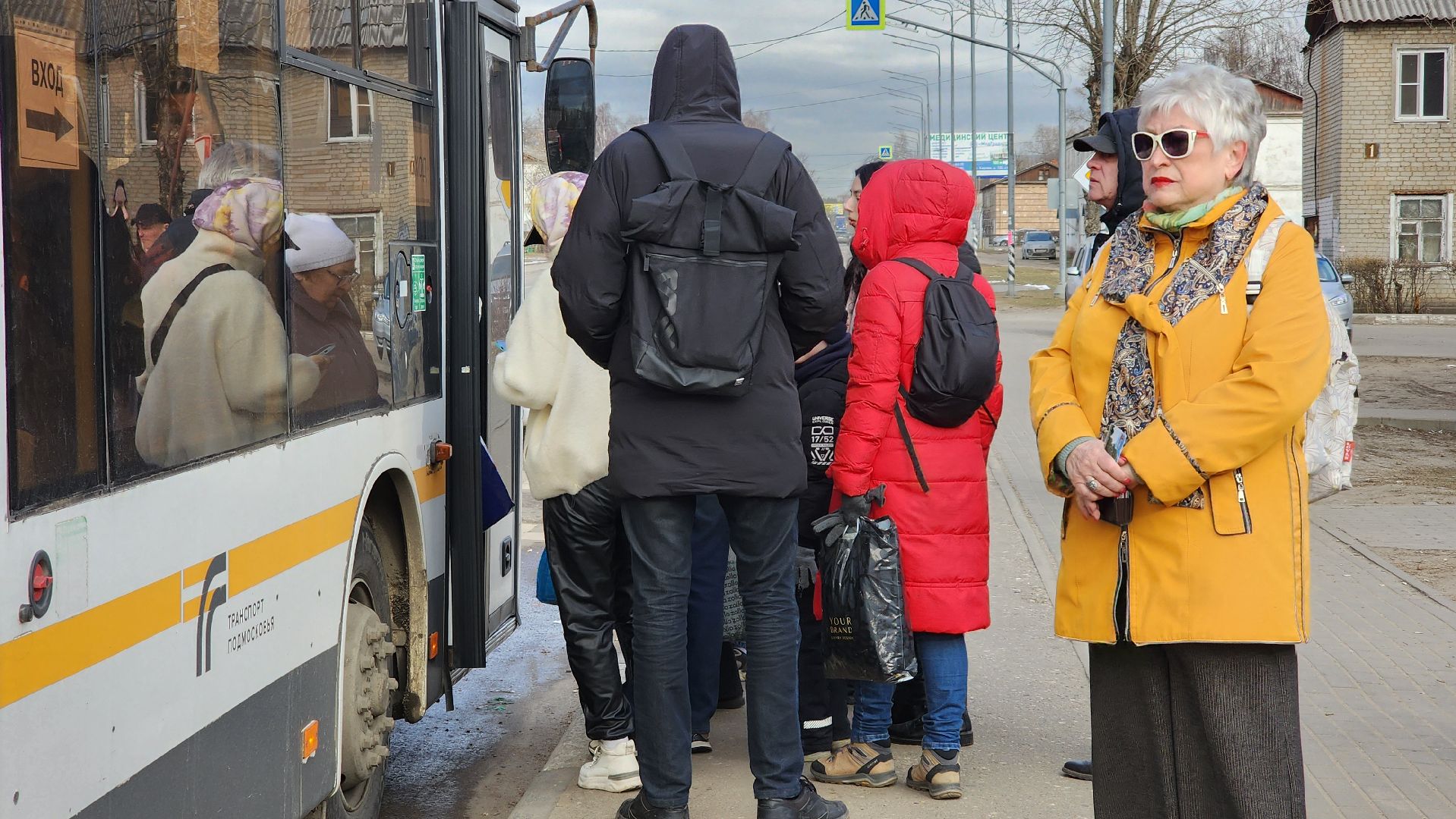 общественный транспорт, автобусы, маршрут 43, Старая Купавна, Богородский городской округ,
