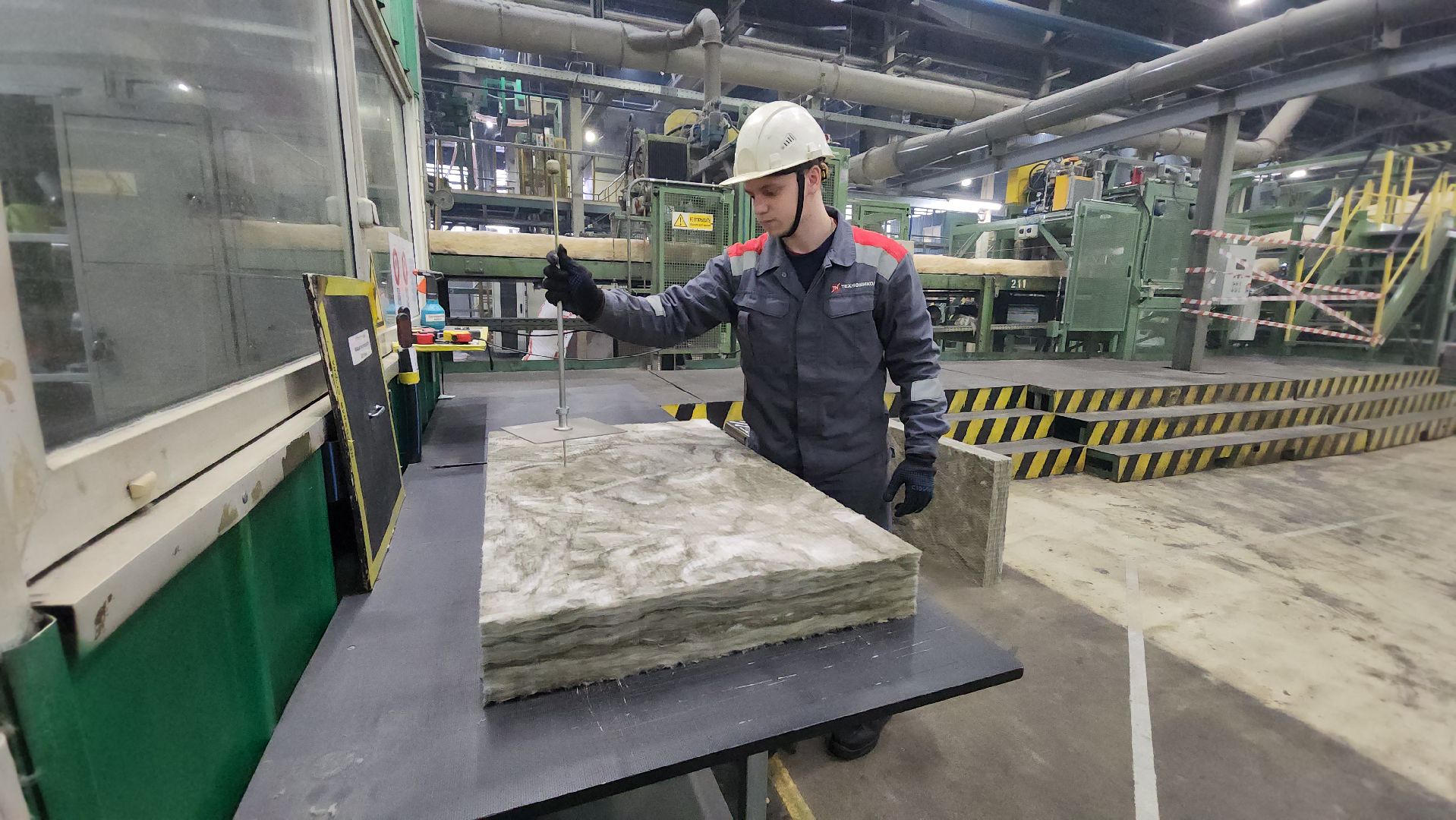 серпухов, северное шоссе, экономика, производство стекловолокна, Завод ТЕХНО,