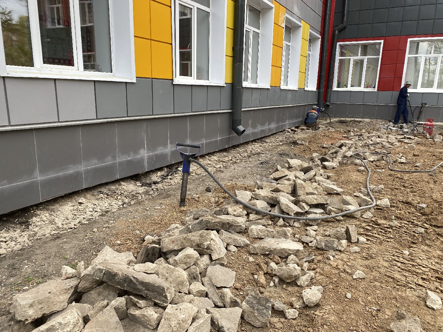 Чехов, благоустройство, школа, территория, отмостка