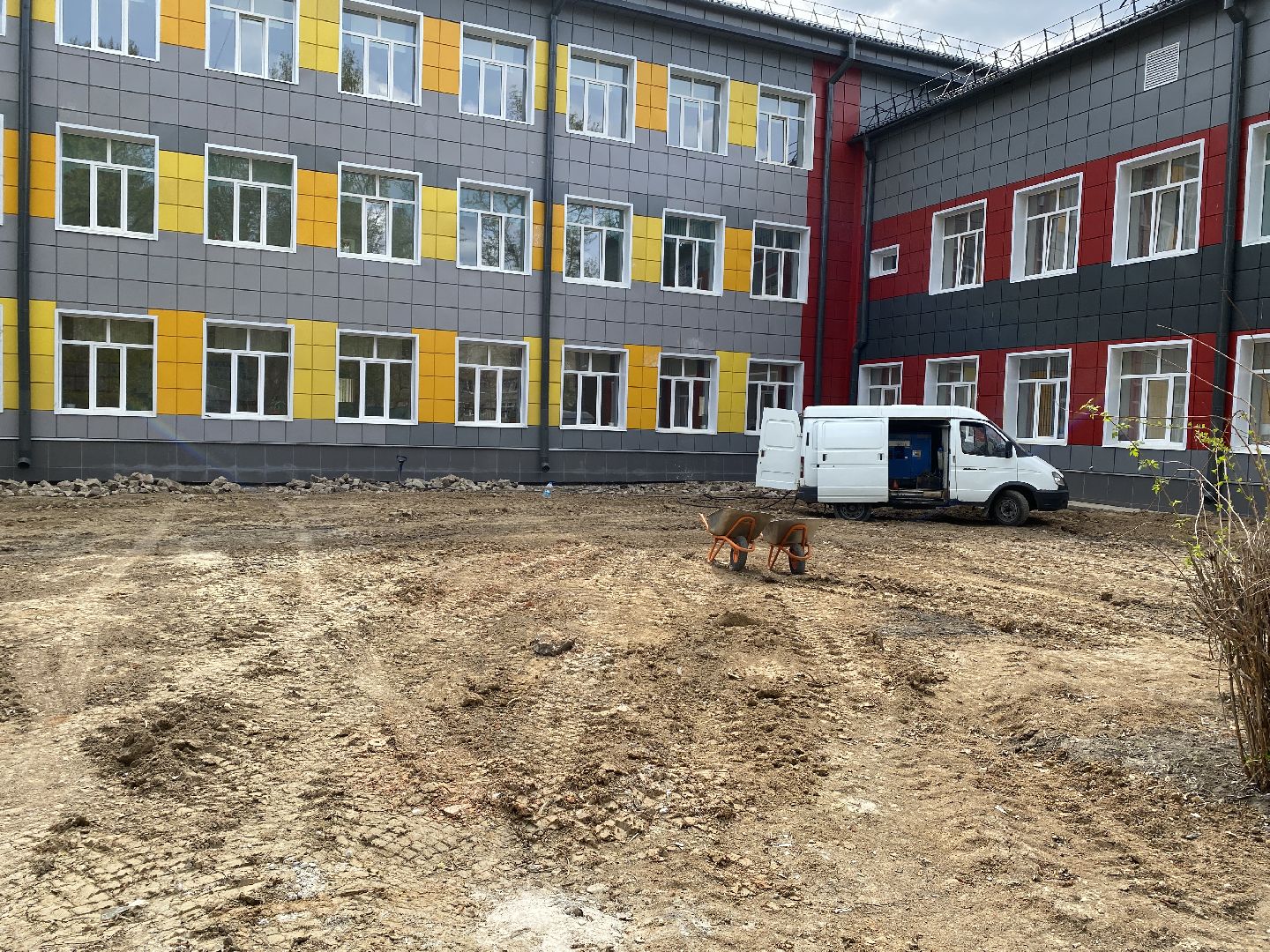 Чехов, благоустройство, школа, территория, отмостка