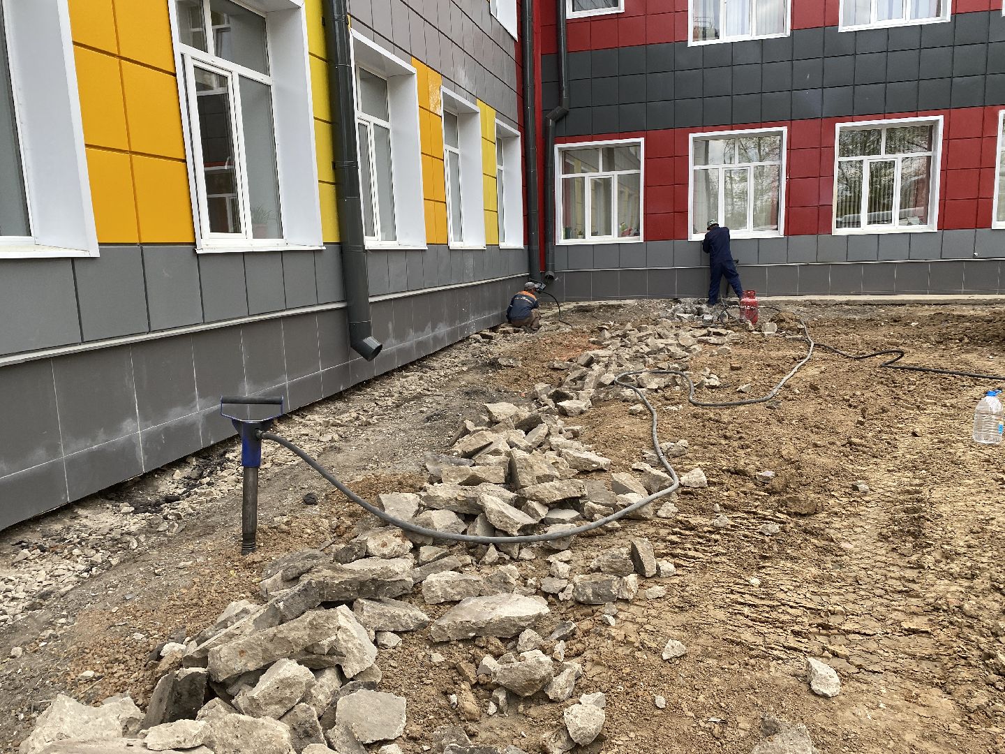 Чехов, благоустройство, школа, территория, отмостка