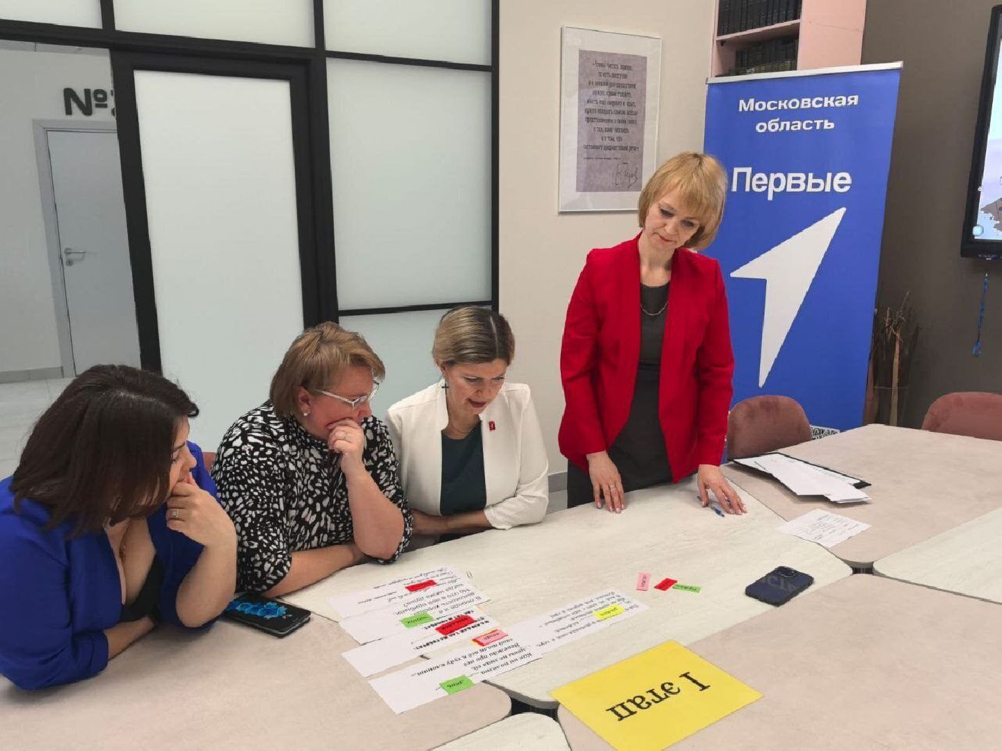 Чехов, улица Лопасненская 10, центральная библиотека, детский зал, красный уголок, мероприятия, мастер-классы, лекции, семинары, творческие вечера, викторины, игры, просмотры фильмов, модельная библиотека,