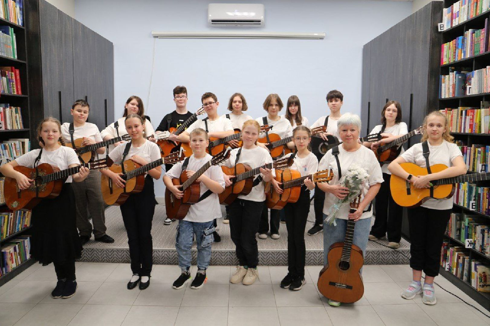 Чехов, улица Лопасненская 10, центральная библиотека, детский зал, красный уголок, мероприятия, мастер-классы, лекции, семинары, творческие вечера, викторины, игры, просмотры фильмов, модельная библиотека,