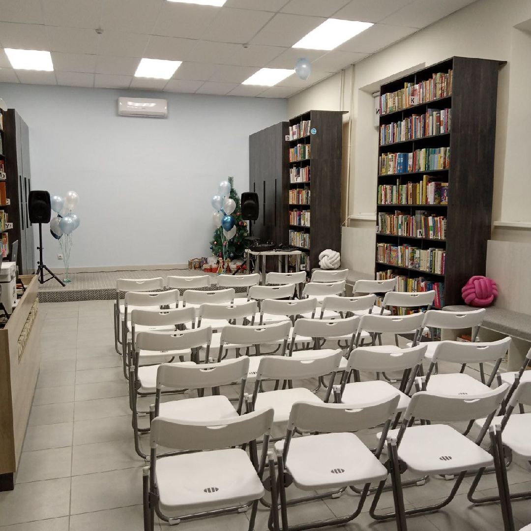 Чехов, улица Лопасненская 10, центральная библиотека, детский зал, красный уголок, мероприятия, мастер-классы, лекции, семинары, творческие вечера, викторины, игры, просмотры фильмов, модельная библиотека,