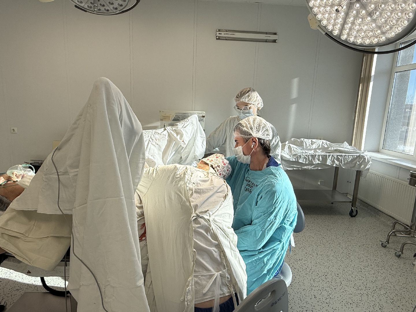 высокотехнологичные операции, доступная медицина,