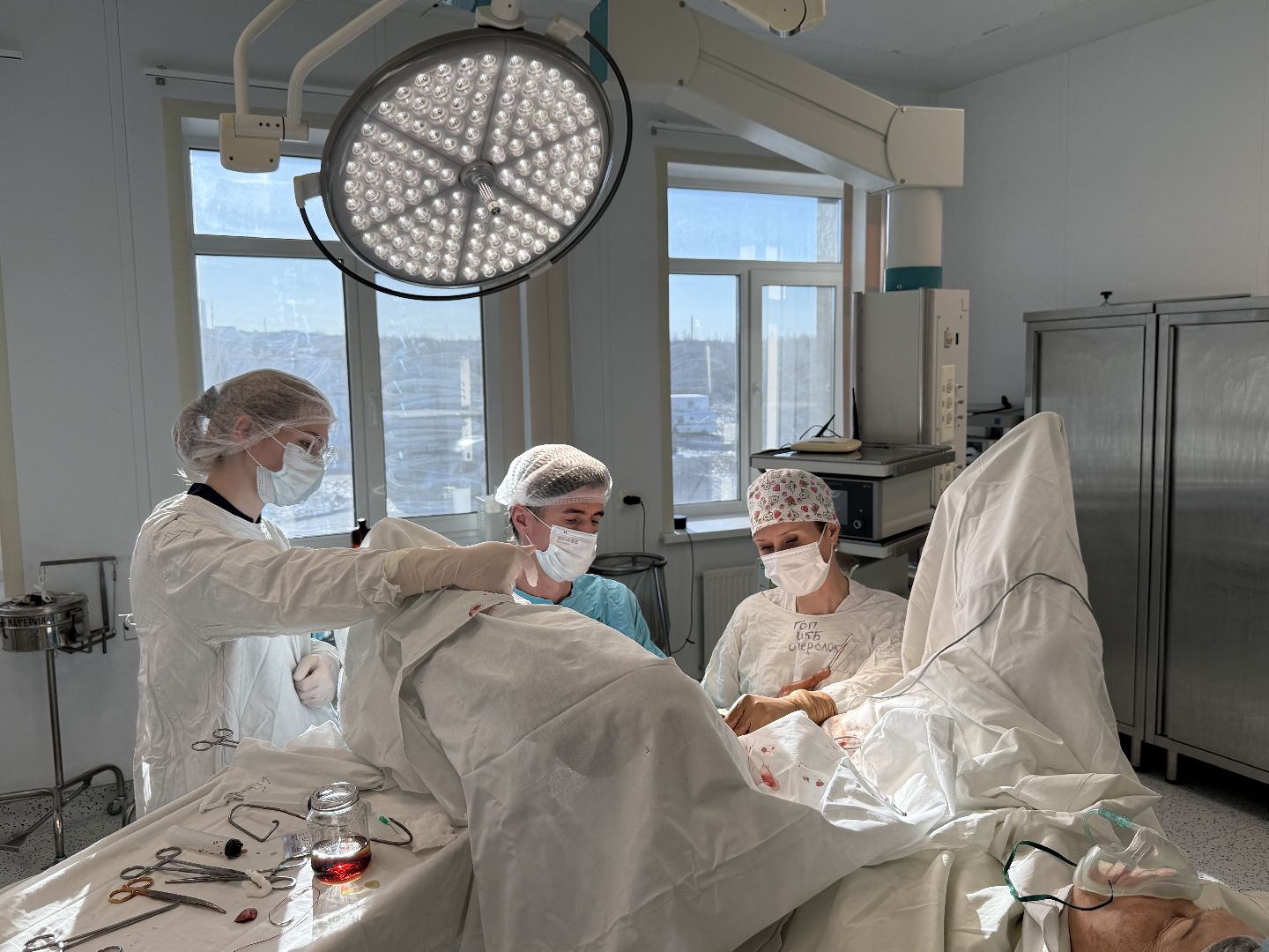 высокотехнологичные операции, доступная медицина,