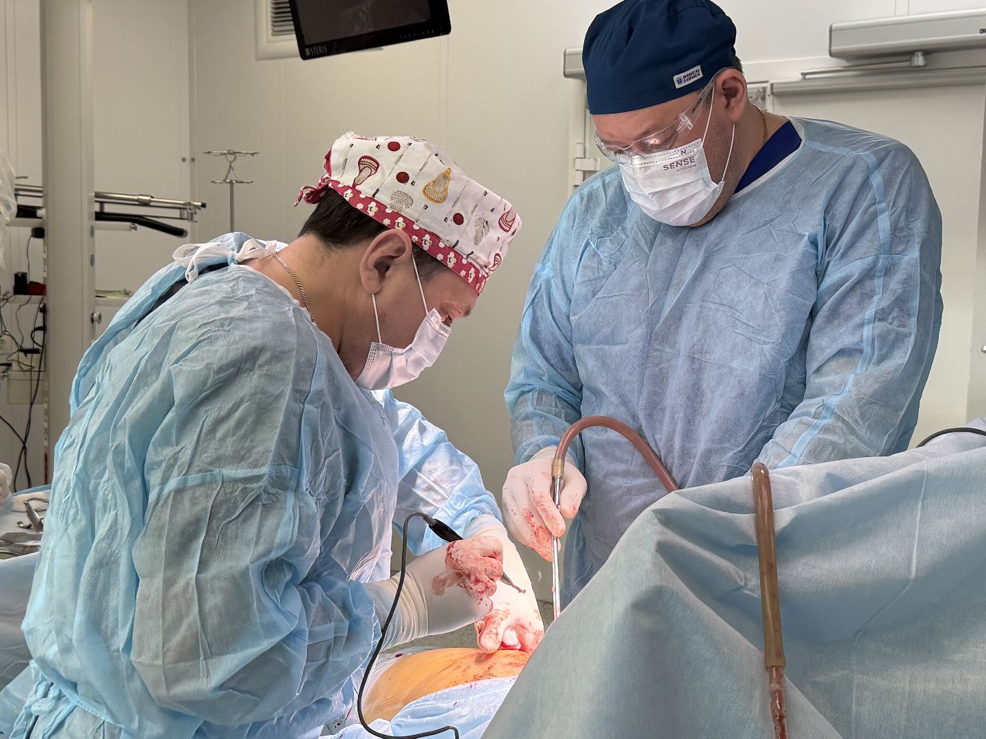 высокотехнологичные операции, доступная медицина,