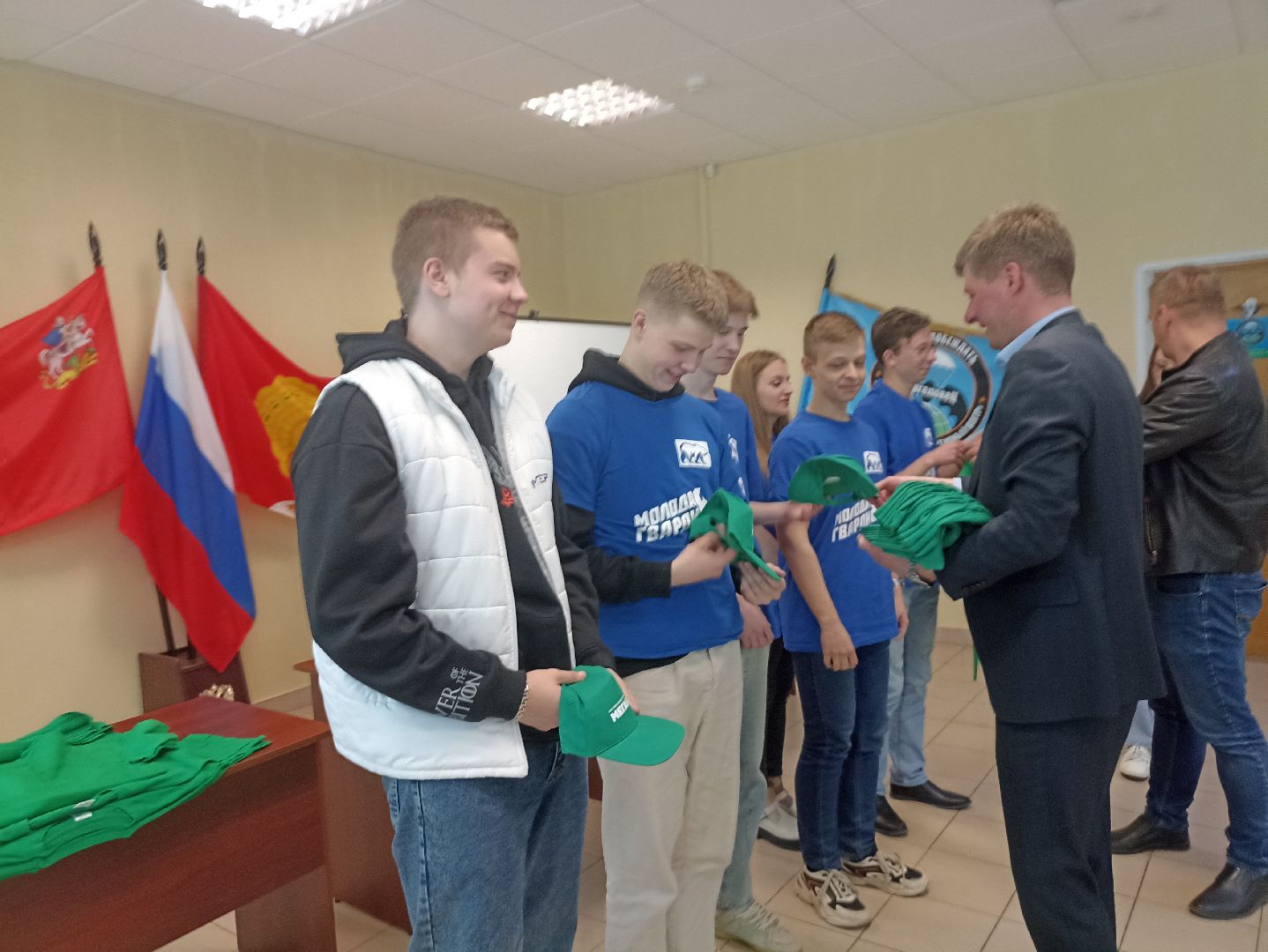 Серпухов, Подмосковье, субботник, мегасубботник, отходы, активисты