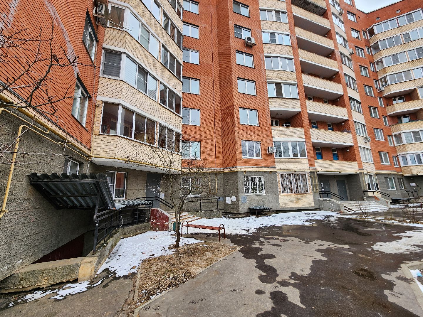 Чехов, Вишневый бульвар 4а, жилой дом, подтопление подвала, протечка, грунтовые воды, засор канализации, запахи канализации, комары, сырость, устранение проблемы, откачка воды, просушка, дезинфекция,