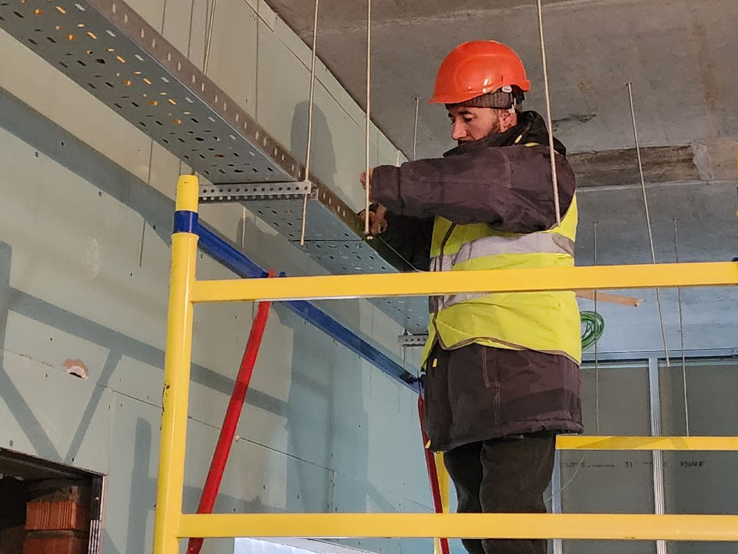 Чехов, улица лопасненская, школа 3, пристройка на 200 мест, строительство, комиссия, проверка, инспекция, сроки и качество работ, объем работ, глава округа михаил собакин,