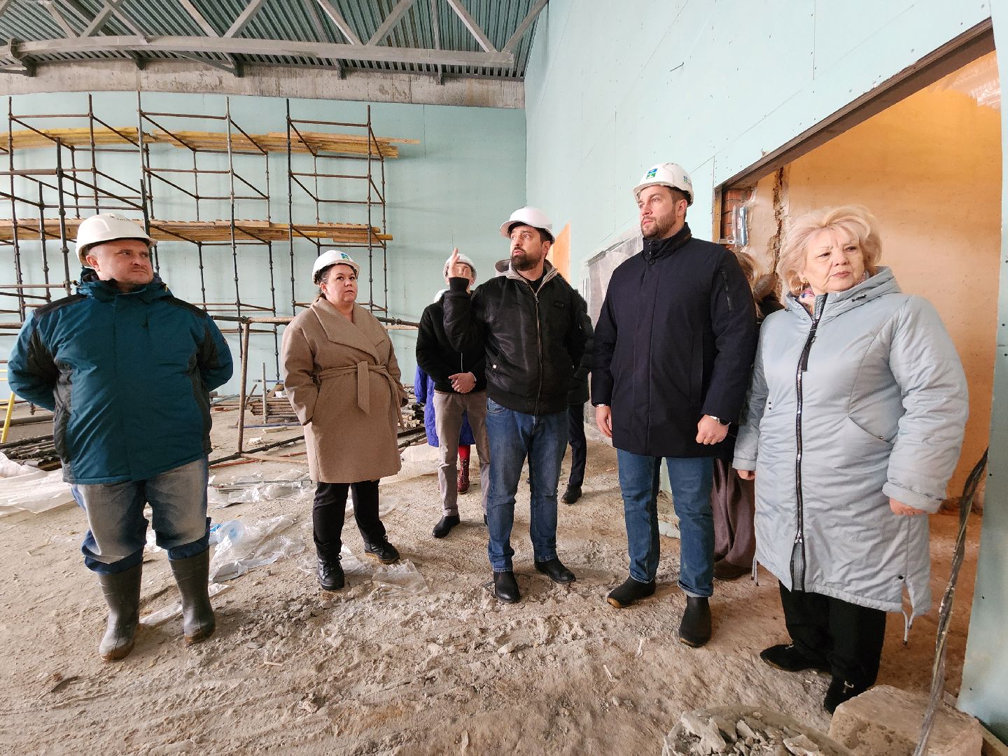 Чехов, улица лопасненская, школа 3, пристройка на 200 мест, строительство, комиссия, проверка, инспекция, сроки и качество работ, объем работ, глава округа михаил собакин,