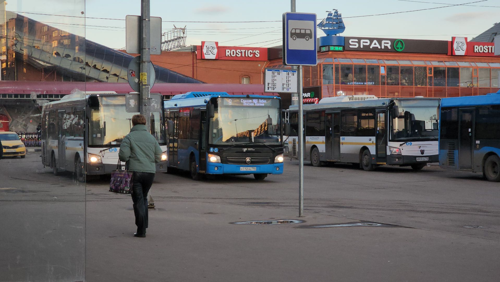Автобусы, Лобня, пассажирский автобус, Пассажир,