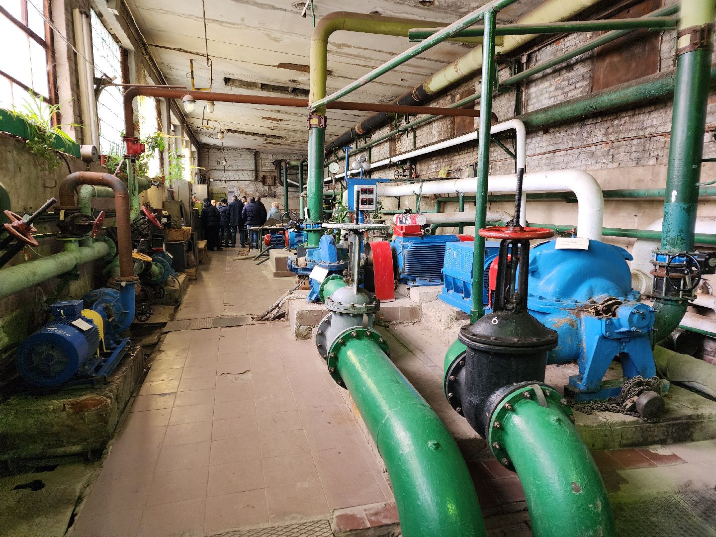 Чехов, микрорайон Венюково, котельная 4, ремонт, реконструкция, модернизация, новые котлы и насосы, демонтаж старого оборудования, демонтажные работы, комиссия, проверка, глава округа михаил собакин,