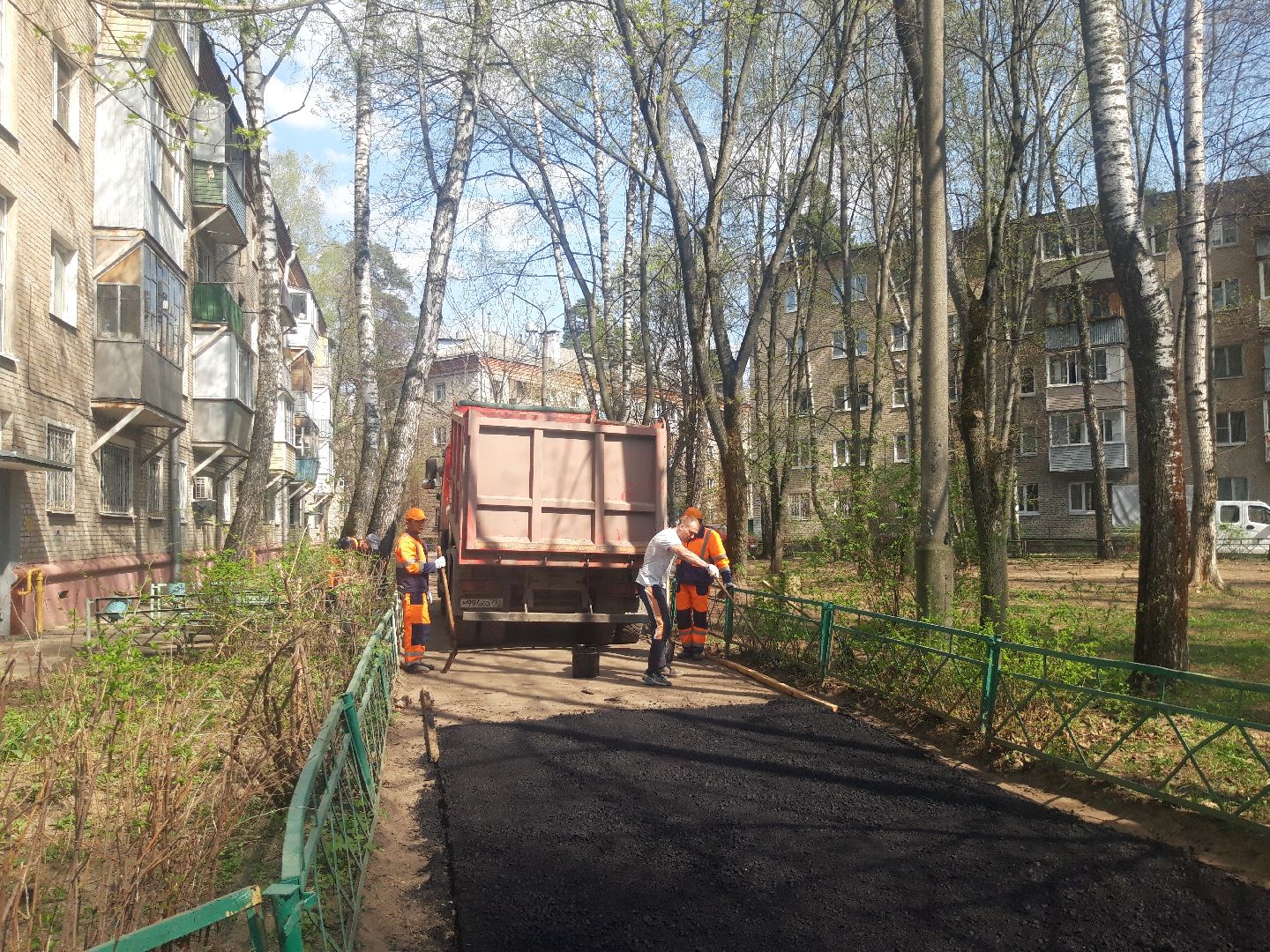 доброе дело, двор,