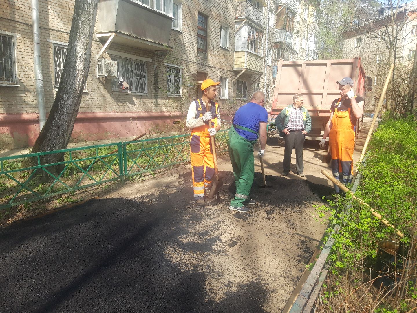 доброе дело, двор,