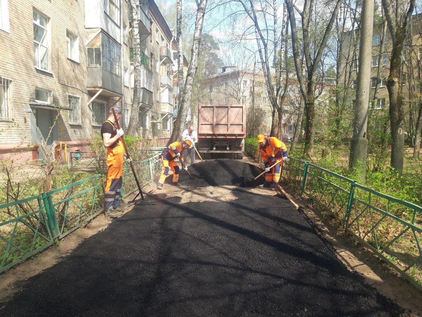 доброе дело, двор,