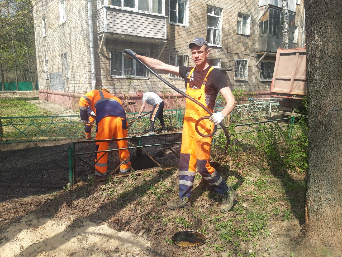 доброе дело, двор,